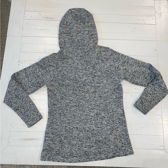 Worn once! Columbia 1/4 Button Pullover - Picture 5 of 6